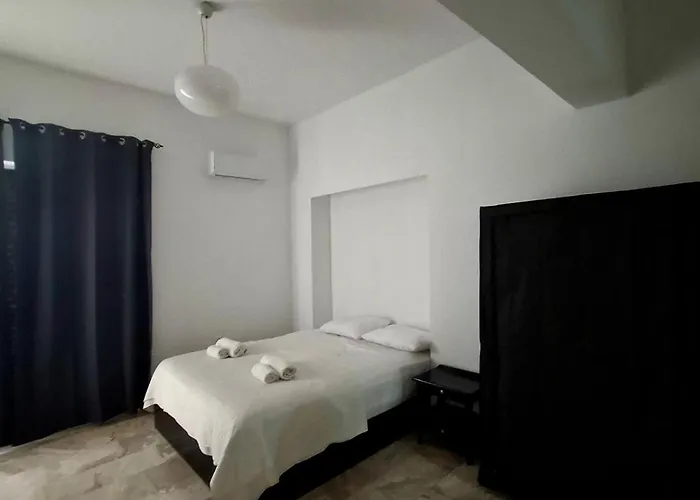 Amalthia Apartmanhotel 3*